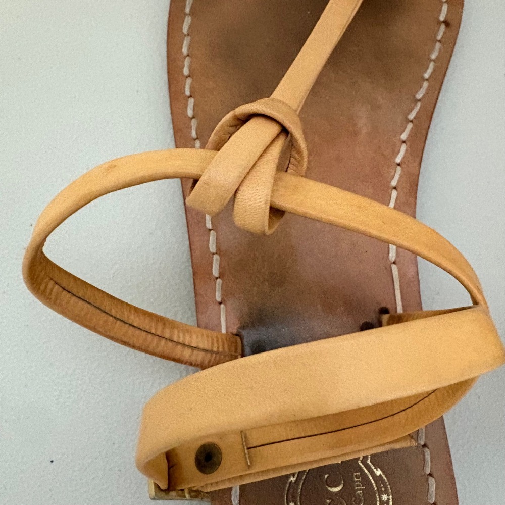 TUCCIA Capri Leather Thong Sandals Tan Brown Buckle Ankle Strap Italy S 40 Us 8‎ - Picture 4 of 8